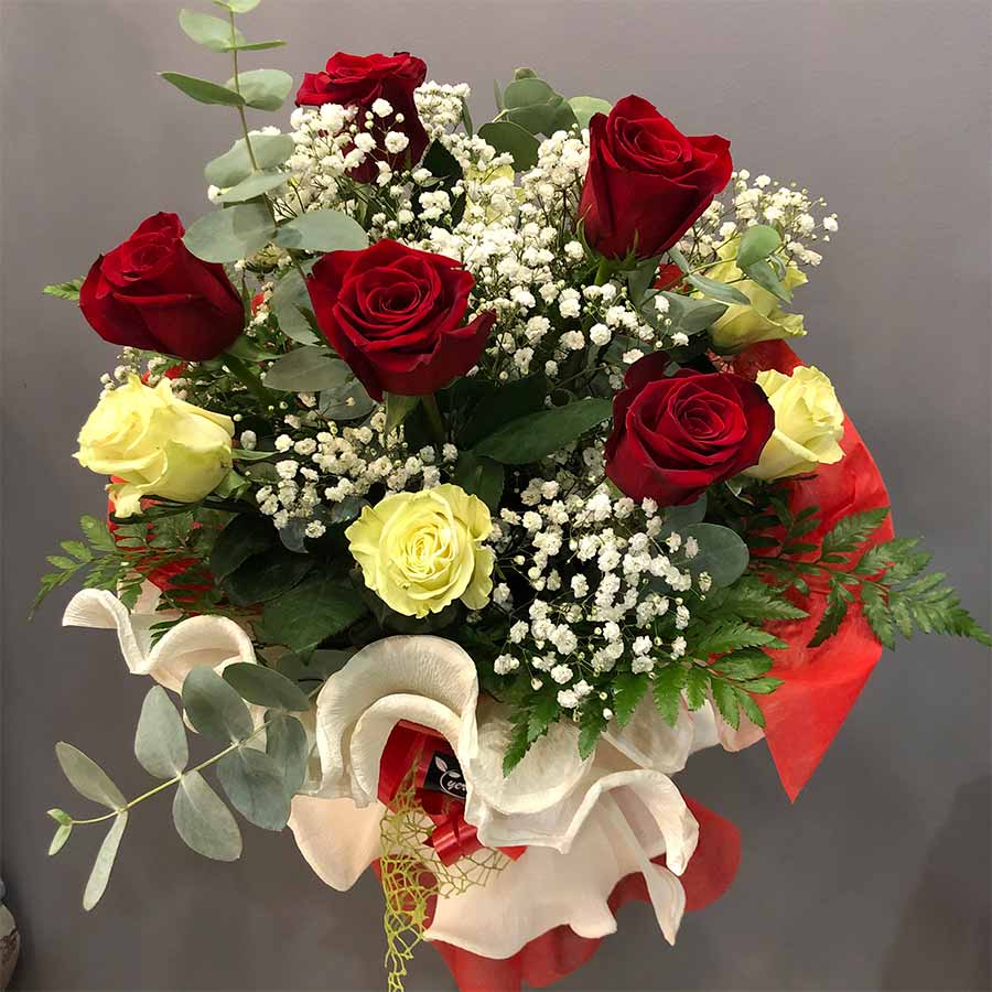 Envio y venta de flores ,rosas, plantas,arreglos florales ,regalos y desayunos a domicilio con delivery gratis en la Ciudad Autonoma de Buenos Aires y con costo de envo en localidades del Gran Buenos Aires asi como delivery de flores y plantas a travs de florerias asociadas en todas las provincias de la Argentina, Buenos Aires, la Pampa, Tucuman, La Rioja, Ro Negro, Entre Rios, Corrientes, Misiones, Neuquen, Chubut, Tierra del Fuego, Santa Cruz, San Luis, Mendoza, Cordoba, Jujuy, Formosa, Santiago del Estero, Salta, Chaco, Catamarca ,San Juan, y ademas realizamos el delivery de flores ,coronas,palmas , plantas y regalos a todas las ciudades de Argentina, Mar del Plata, Crdoba, Buenos Aires, con cargo en Santa Rosa, La Plata, Bella Vista, Neuquen, Pilar, Paran, Posadas, Resistencia, Cipolleti y mas de 300 ciudades y localidades en todo el territorio de nuestro pas, asi como tambien tenemos la posibilidad de enviar flores a casi todo el mundo en cuestion de horas